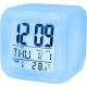 Setty digital väckarklocka med datum &amp; temperatur, skiftar färg